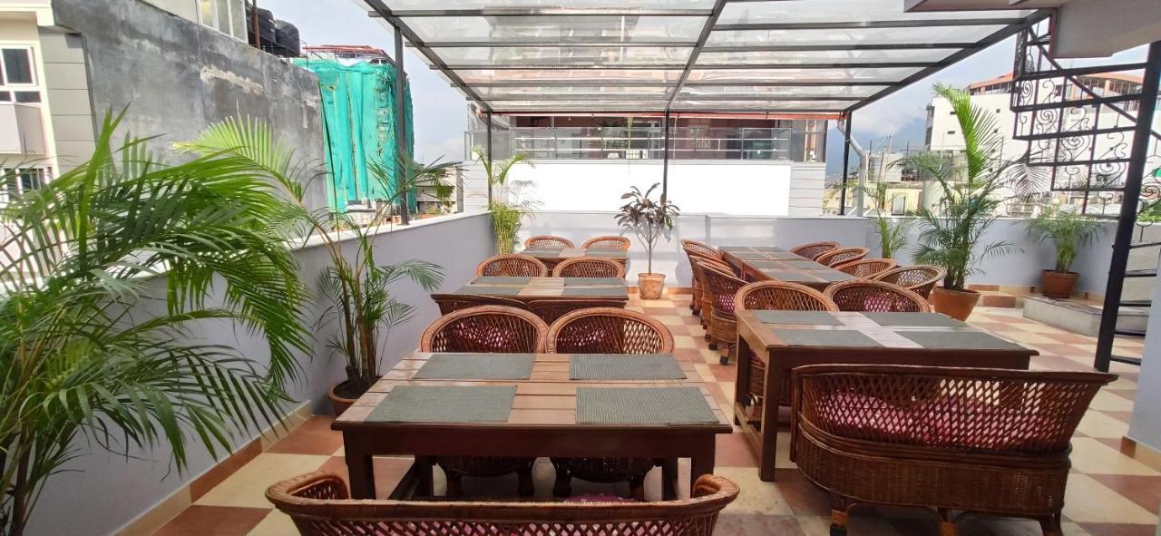 Hotel Pipal Tree Kathmandu Ngoại thất bức ảnh