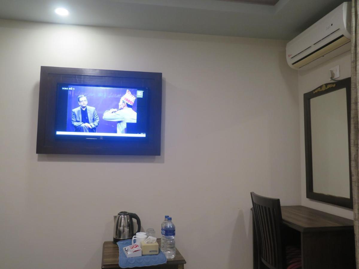 Hotel Pipal Tree Kathmandu Ngoại thất bức ảnh